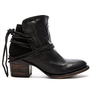 Freebird ‘Casey’ Black Leather & Suede Heel Ankle Booties Sz 7